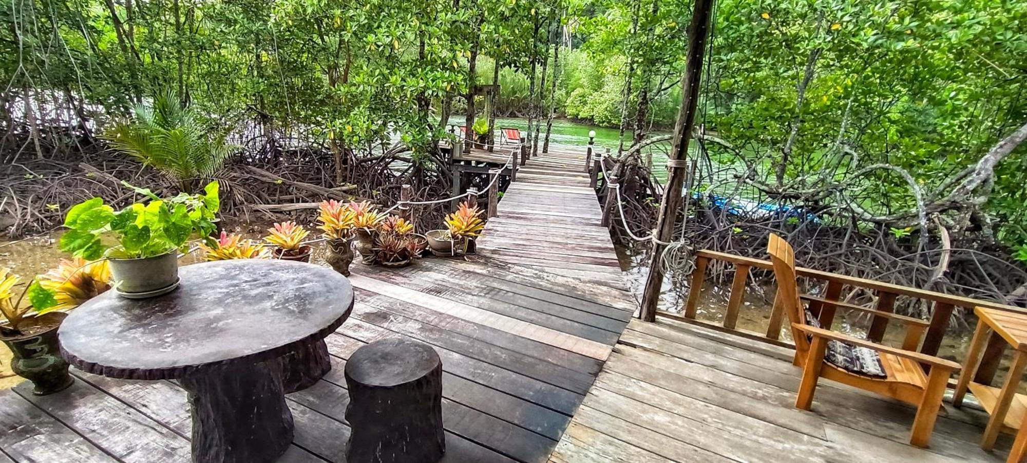 Ta Yai Homestay Ko Kut Exterior foto