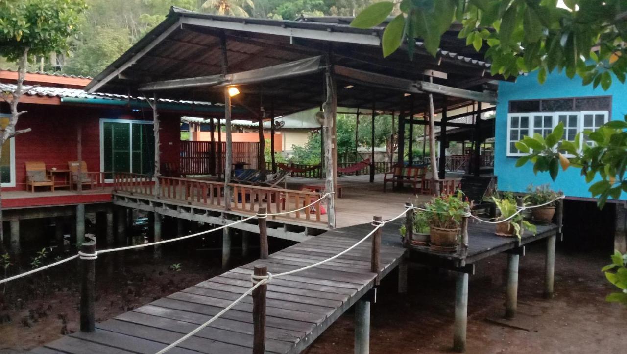 Ta Yai Homestay Ko Kut Exterior foto